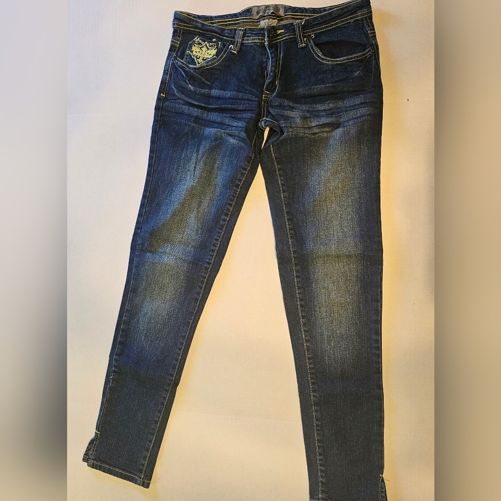 Blue Skinny Jeans with Stretch and Faded Wash